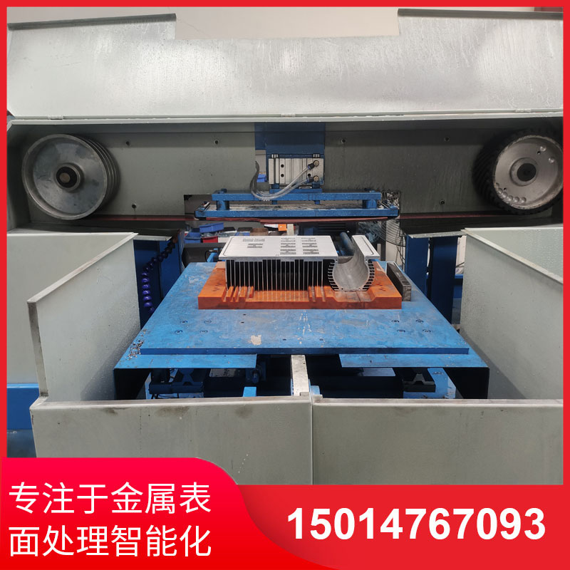 鋁材(cai)直(zhi)紋(wen)拉(la)絲(si)機定(ding)製(zhi)